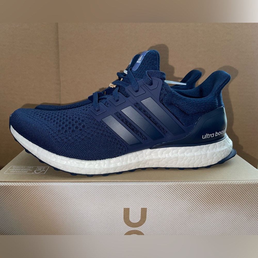 MENS ADIDAS ULTRABOOST 1.0 (ID5935) RUNNING SHOE NAVY SIZE 11